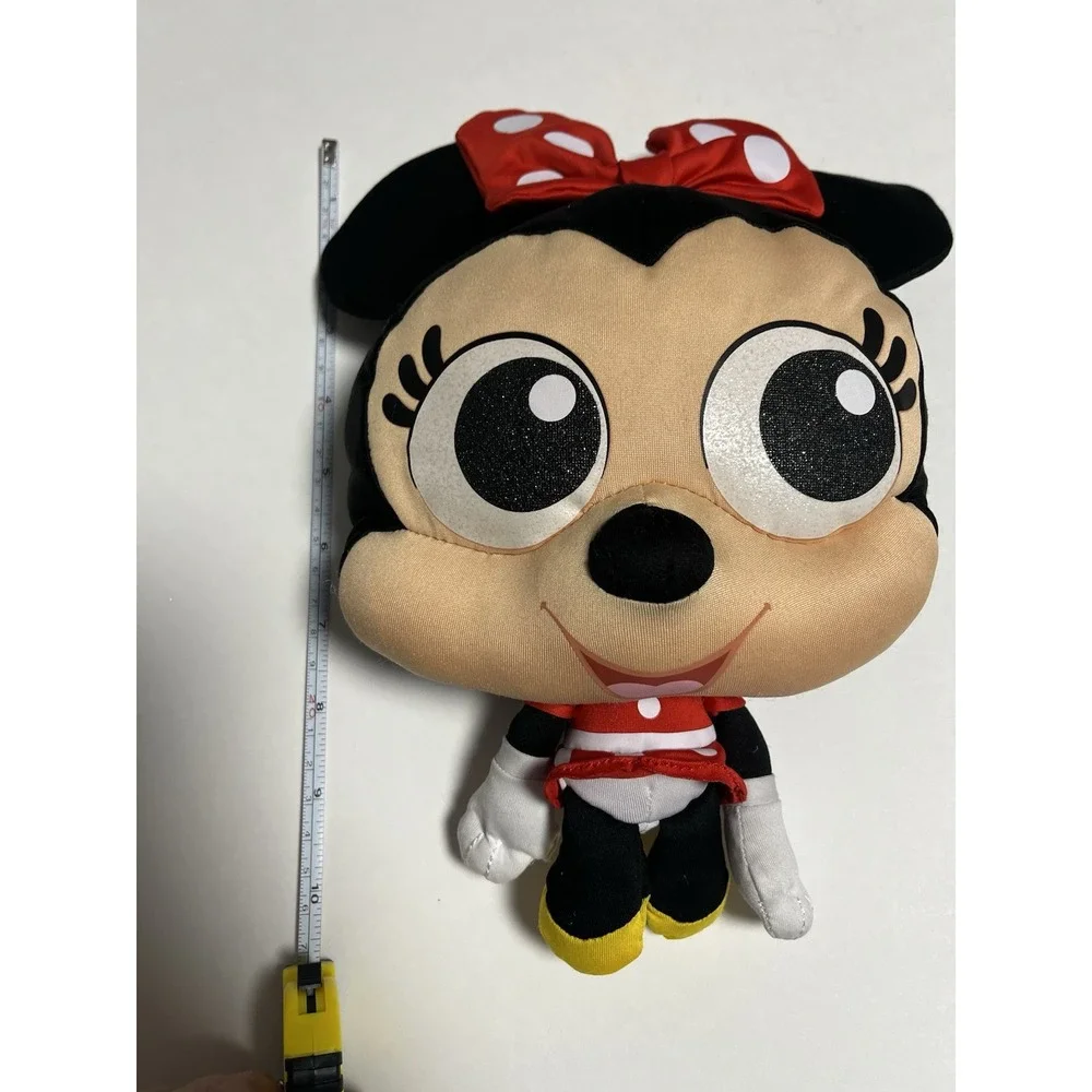Minnie Mouse Plush size 10inx6in very‎ clean